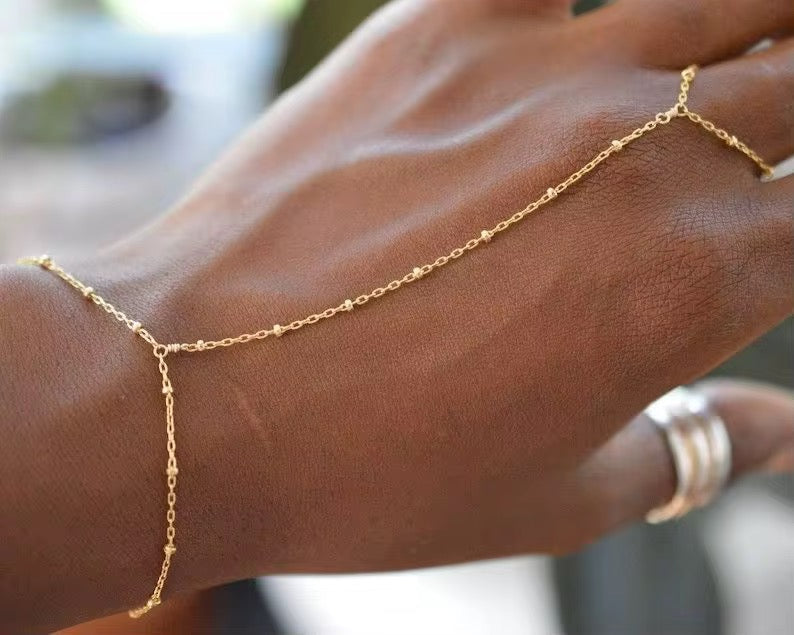 Auréa Hand Chain