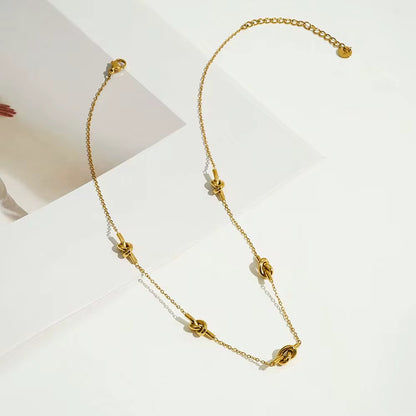 The Luxe Knot Necklace