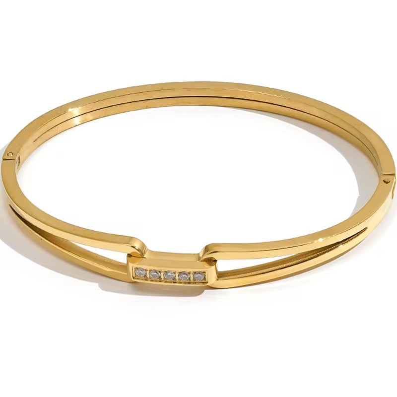 The Alisa Bangle