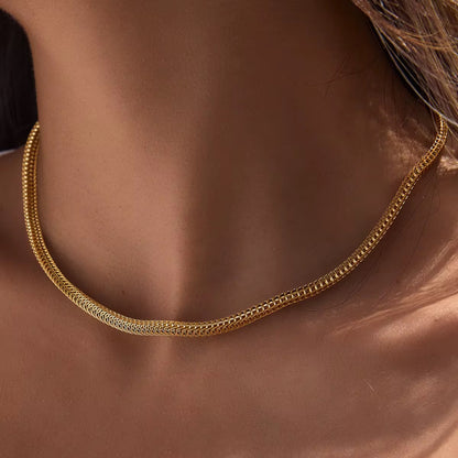 Luna Herringbone Chain
