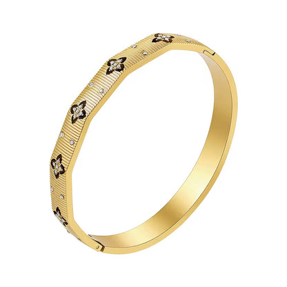 Fleur Étoile Bangle