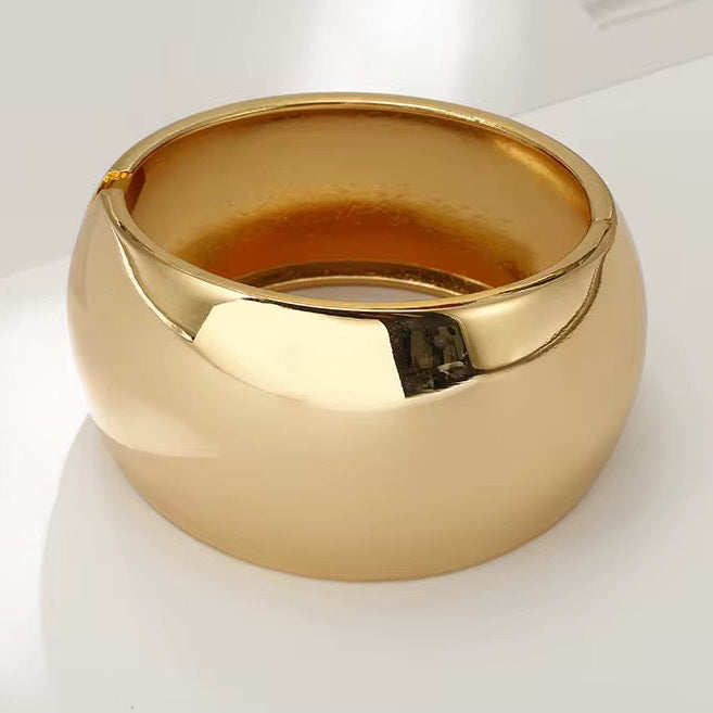 Large Halo Bangle