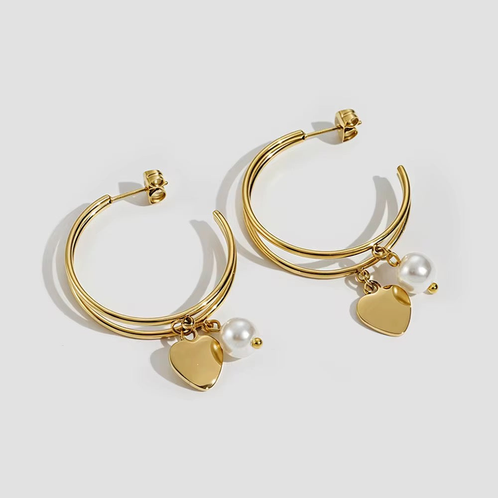 Amour Pearl Hoops